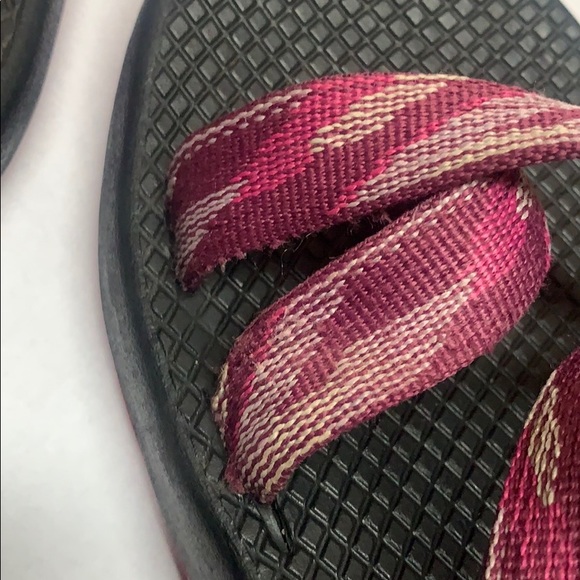 SOLDtoestrap hiking water shoes plum size 9 - Picture 14 of 15